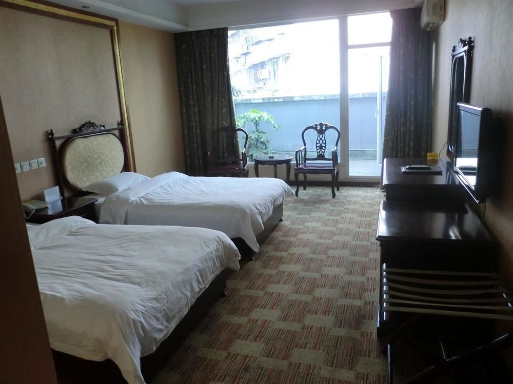 Huayu South City Hotel Wenjiang Εξωτερικό φωτογραφία